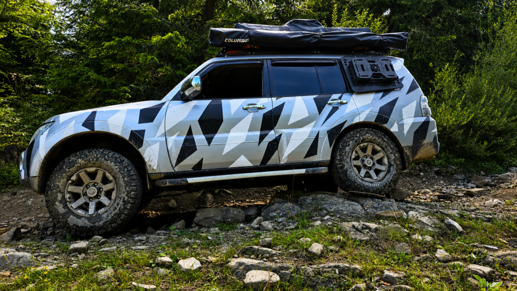 Експедиційний багажник-платформа на Mitsubishi Pajero Wagon 4