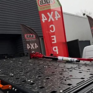 Кріплення хайджека Hi-Lift на експедиційний багажник або до бампера