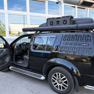Зовнішня MOLLE-панель на вікно Nissan Pathfinder R51 XRoad