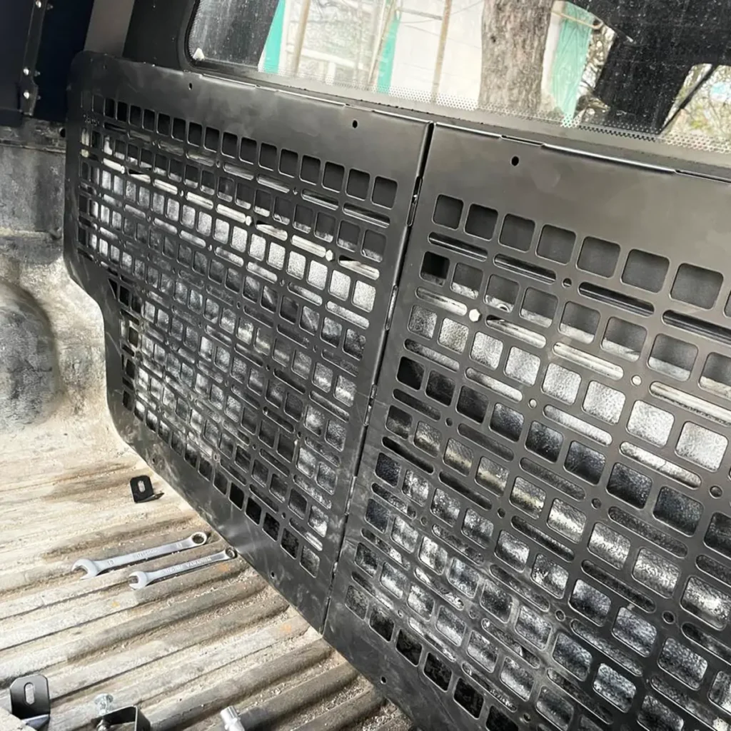 Органайзер (молле-панель) в пікап Chevrolet Silverado