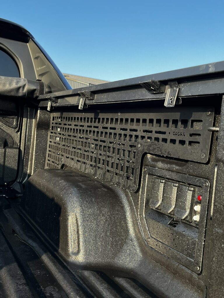 Органайзер (молле-панель) в пікап Chevrolet Silverado