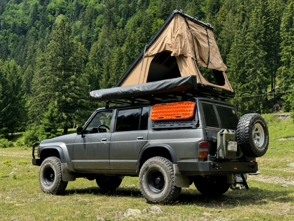 Зовнішня MOLLE-панель Nissan Patrol Y60 MOLLE панель Nissan Patrol Y60 Експедиційна MOLLE-панель Nissan Patrol Y60 Органайзер спорядження Nissan Patrol Y60 Зовнішня MOLLE система Nissan Patrol Y60 MOLLE-панель XRoad Nissan Patrol Y60