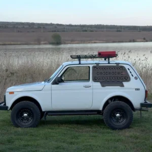 Зовнішня MOLLE-панель на вікно Lada Niva XRoad