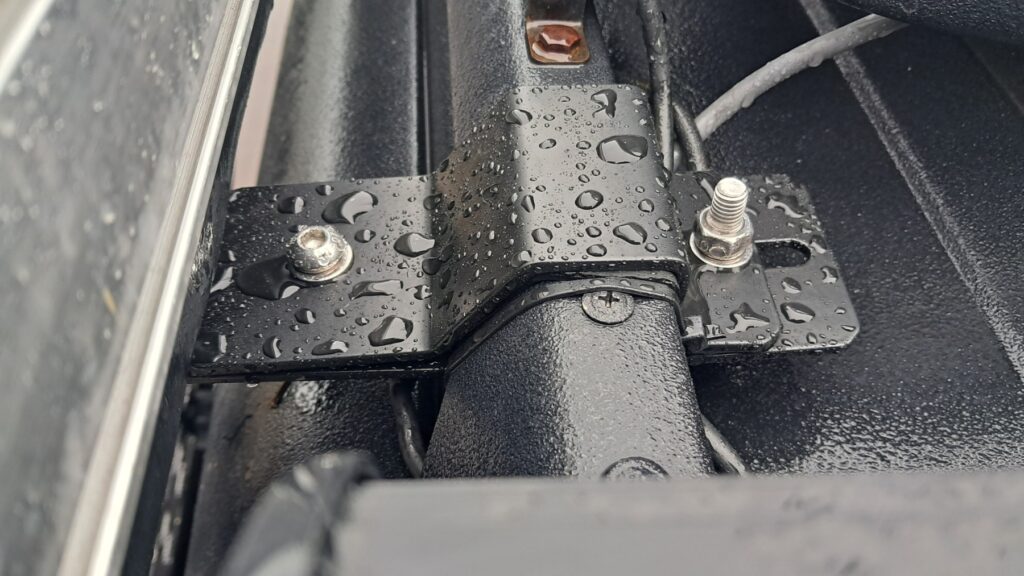 Зовнішня MOLLE-панель на вікно Mitsubishi Pajero Sport 1 XRoad